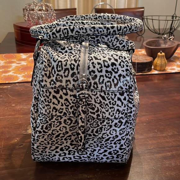 Guess Leopard Print Purse - Picture 3 of 9